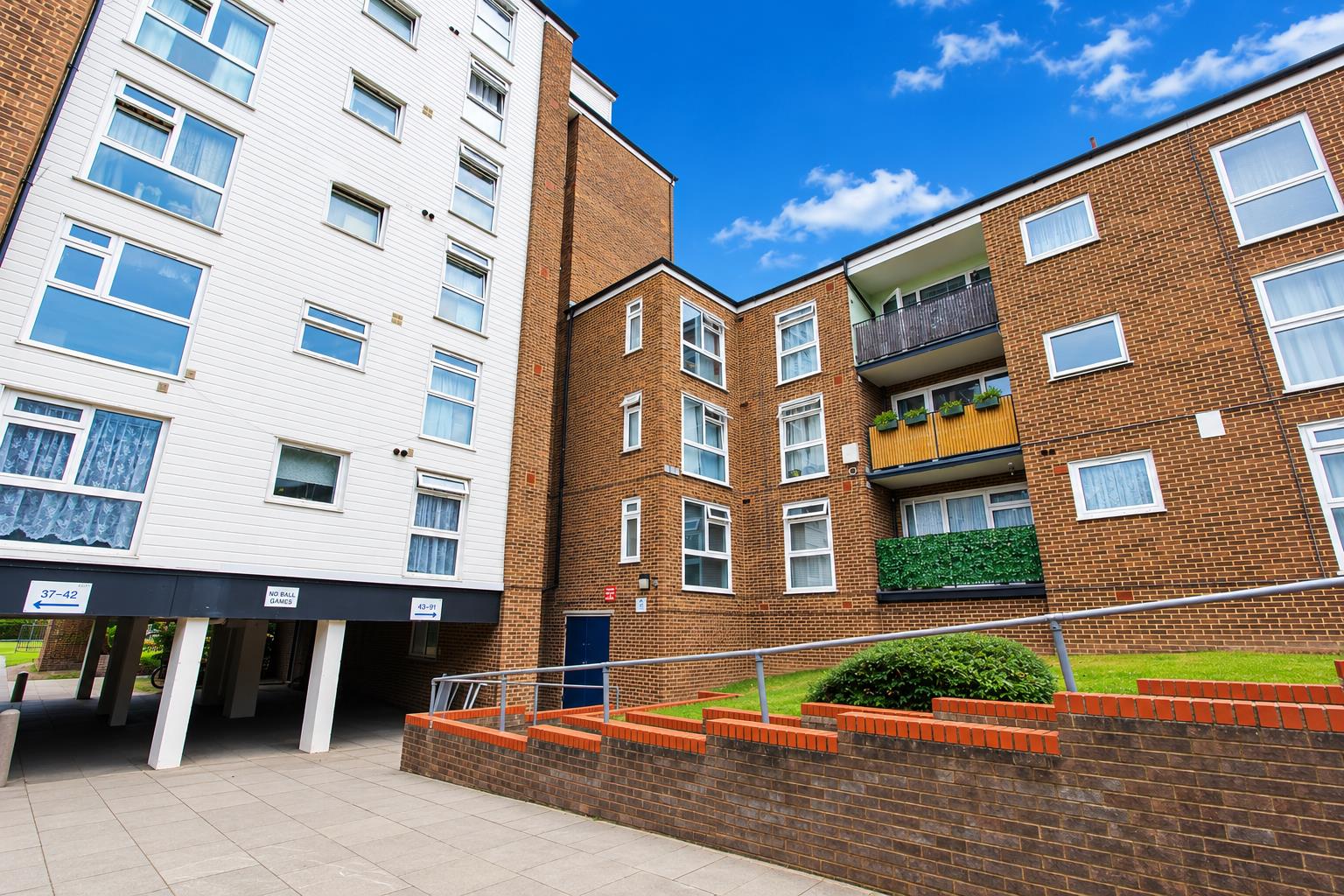 Westmoreland Drive, Sutton